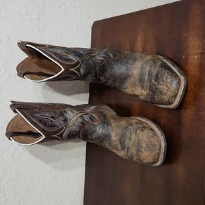 Men's Ariat boots